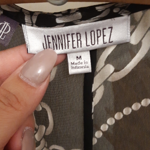 Sleevless sheer top - Picture 5 of 5